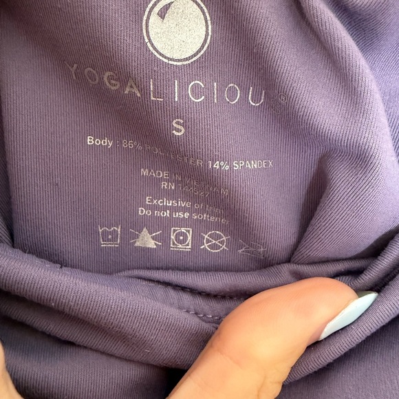 Yogalicious Lavender Leggings - Picture 3 of 4